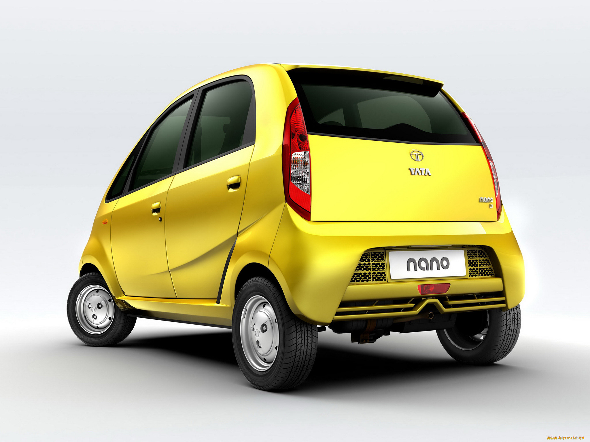 Самый дешевый автомобиль. Индийская машина Tata Nano. Tata Nano 2019. Tata Nano 2008. 2.1. Tata Nano.